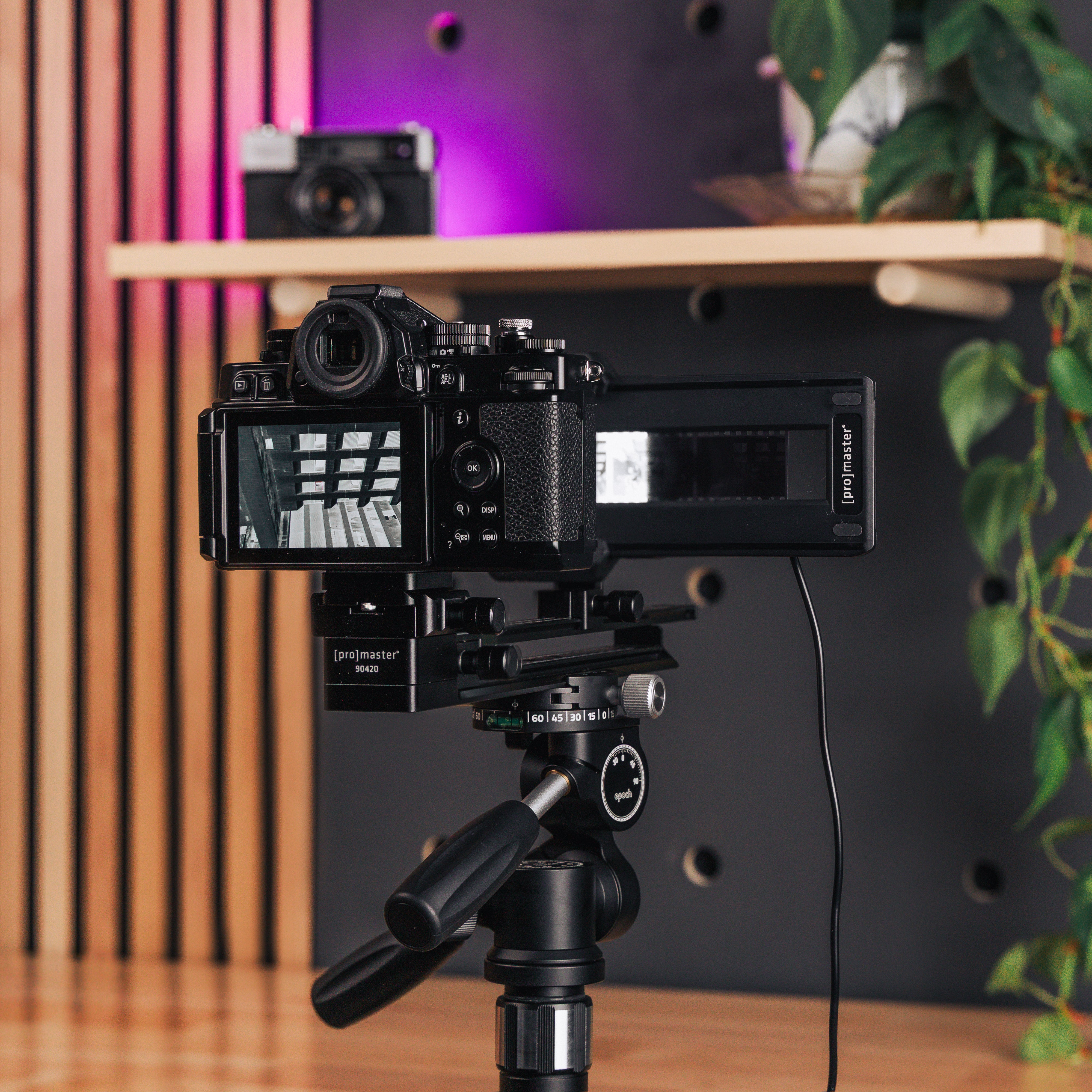 Digitizing Kit for 35mm and 120 Film – ProMaster