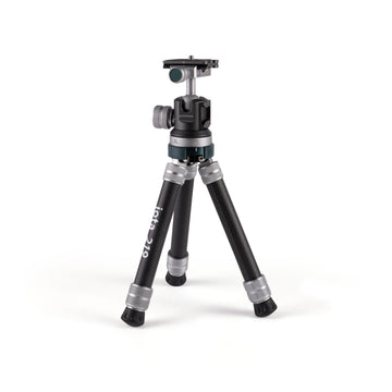 iota 219 Ultralightweight Tabletop Tripod Kit - Carbon Fiber